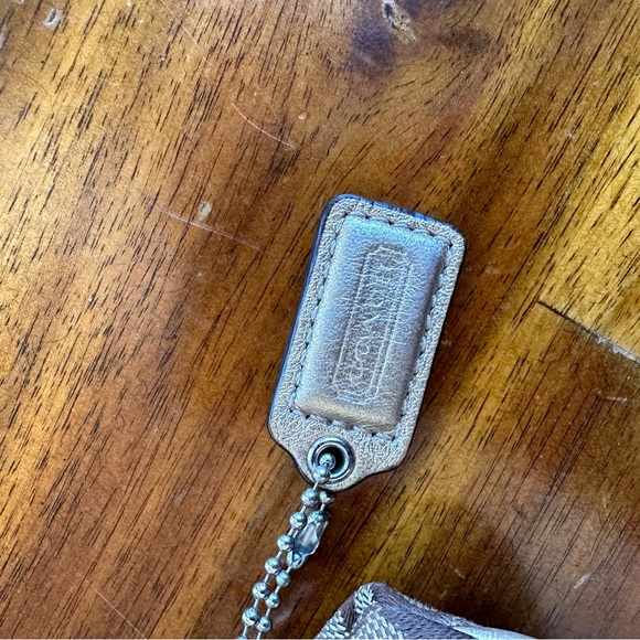 Coach classic brown signature kiss lock change coin purse - Picture 6 of 6